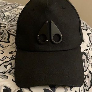 (DESIGNER) Moose knuckle hat